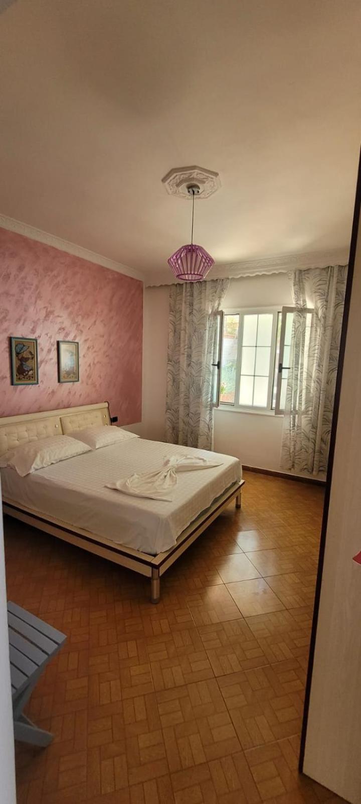 Vila Pashaj Vlorë Buitenkant foto